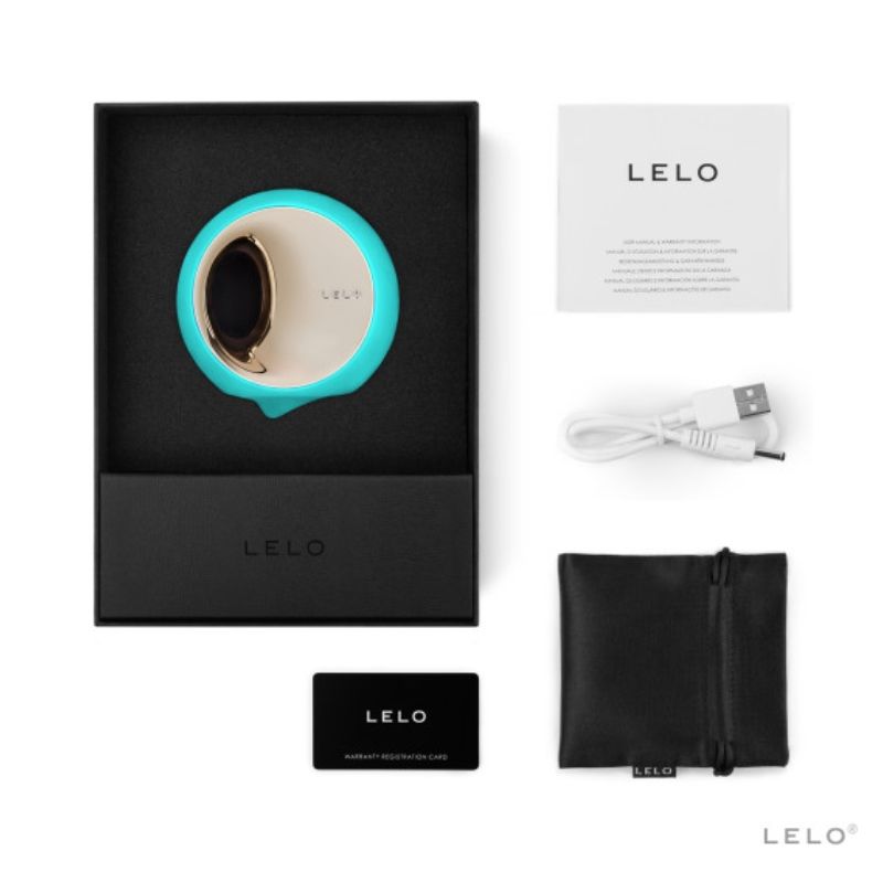 Close-up of the LELO Estimulador de Sexo Oral ORA 3 Aqua, showing its ergonomic design and premium silicone texture.