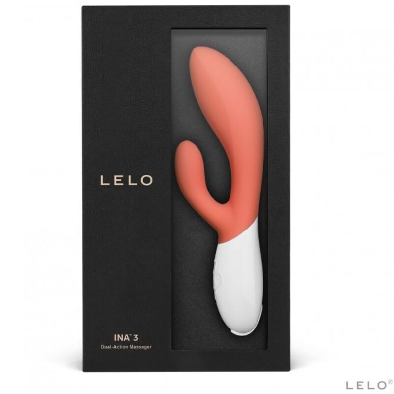 Close-up do Vibrador de Coelho LELO INA 3 cor Coral, realçando os seus estimuladores de dupla ação e design ergonómico.