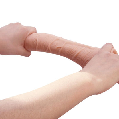 BAILE Dildo Pele Realista Alex Curvo 27 CM com Ventosa Forte, detalhe da textura e curvatura.