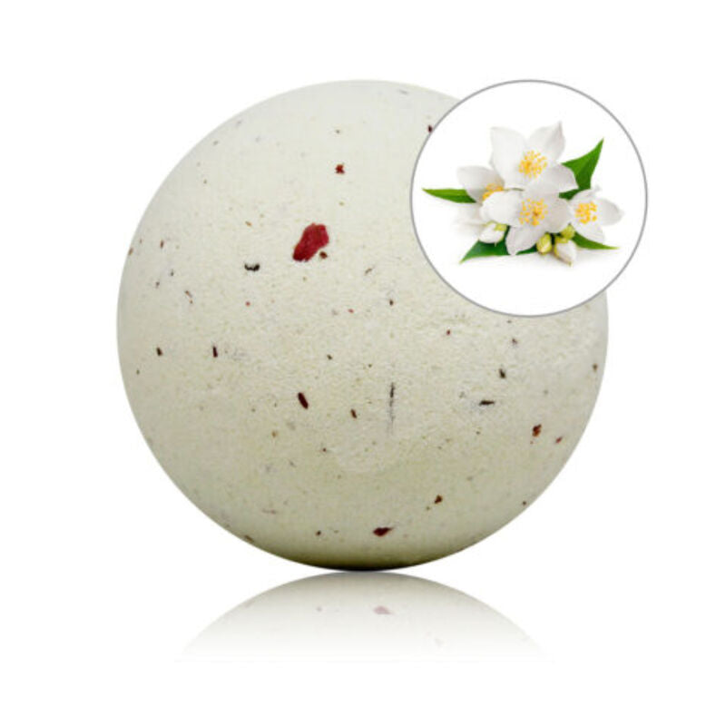 Bomba de banho TALOKA de jasmim com pétalas de rosa para um banho relaxante.