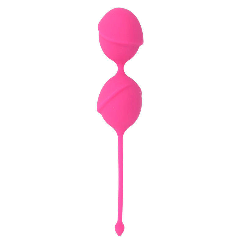 Close-up das Bolas Kegel Karmy Fit Silicone Fúcsia da Intense, mostrando sua forma ergonómica e cor vibrante.