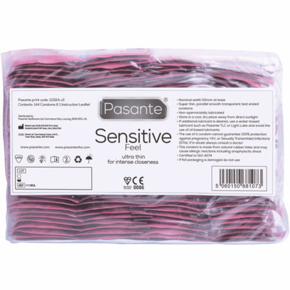 Embalagem dos preservativos PASANTE Sensitive Feel Ultrafinos 144 Unidades, destacando a textura suave e fina.