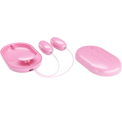 Close-up of the PRETTY LOVE Bala Vibrante Rosa with 12 functions, highlighting its soft texture and compact design.