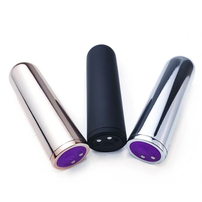 Close-up do Bala Vibrador ARMONY Prata 2.1x7.9cm, mostrando seu design compacto e elegante.