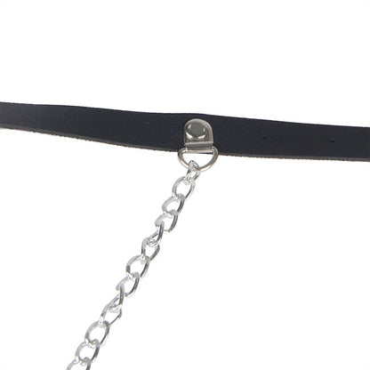 SUBBLIME Cinto de Couro com Corrente Tamanho Único, elegante acessório de lingerie preto.