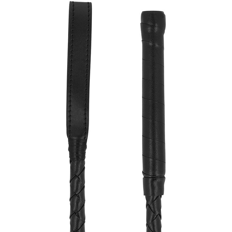 Close-up do Chicote DARKNESS BDSM Fino Preto mostrando sua textura de PVC e cabo de alta qualidade.