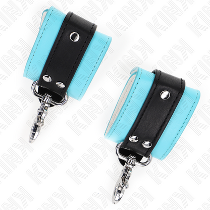 Close-up das Algemas de Pulso Fecháveis KINK Premium Preto/Azul Ajustáveis, mostrando o material e fecho
