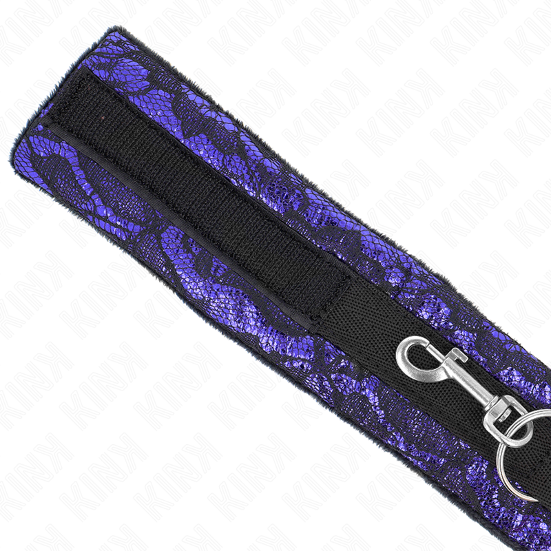 Colar Curto de Renda de Veludo KINK com Cinto Nylon de 105 cm, detalhe da textura e design elegante.