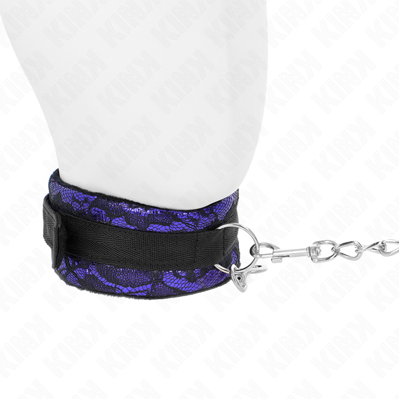 Colar Curto de Renda de Veludo KINK com Cinto Nylon de 105 cm, detalhe da textura e design elegante.