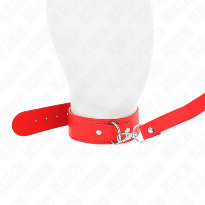 Close-up of the KINK Colar e Trela Ajustável Vermelho BDSM showing its texture and features.