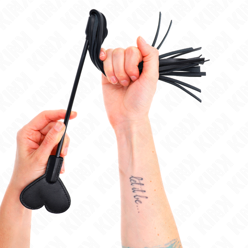 KINK Chicote com Pandel Coração 35 CM para jogos BDSM, detalhe do punho com coração.