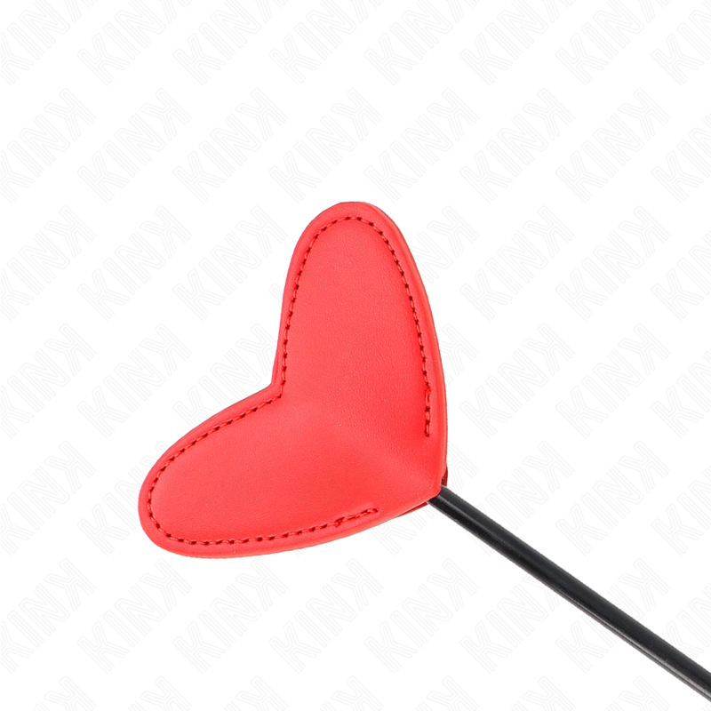 Close-up of the KINK Paleta BDSM Forma de Coração Vermelho 33x10cm showing its design and texture.