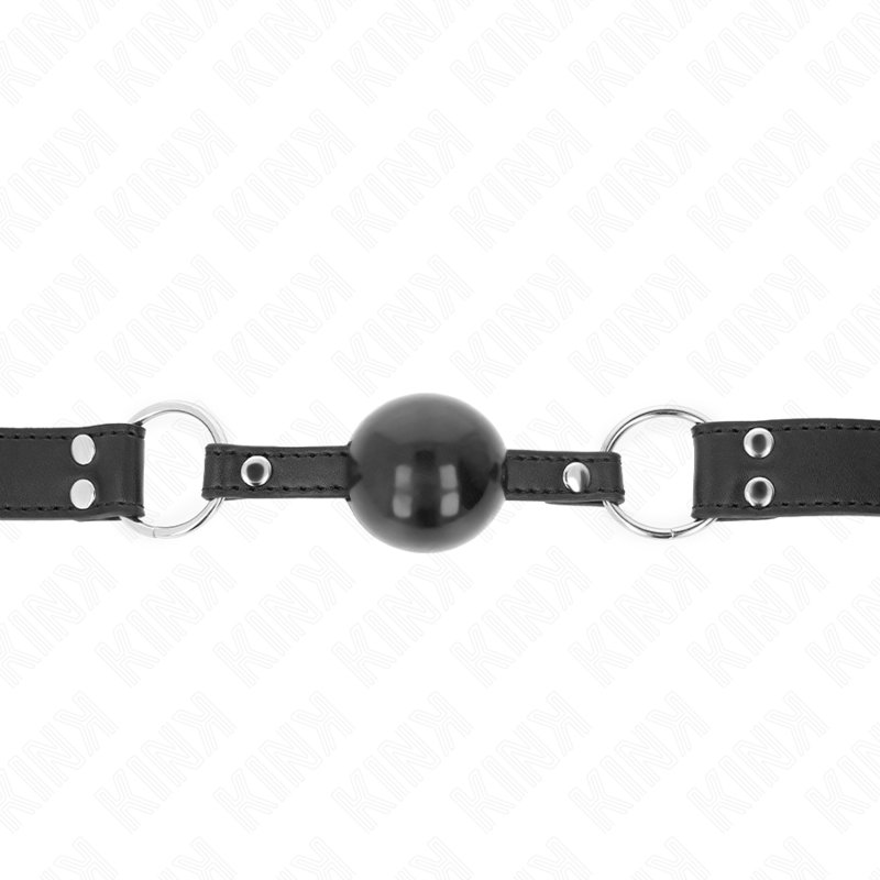 Close-up da KINK Mordaça de Bola Macia Sólida 4cm com Alça de Couro Ajustável, mostrando detalhes do material e design para BDSM.