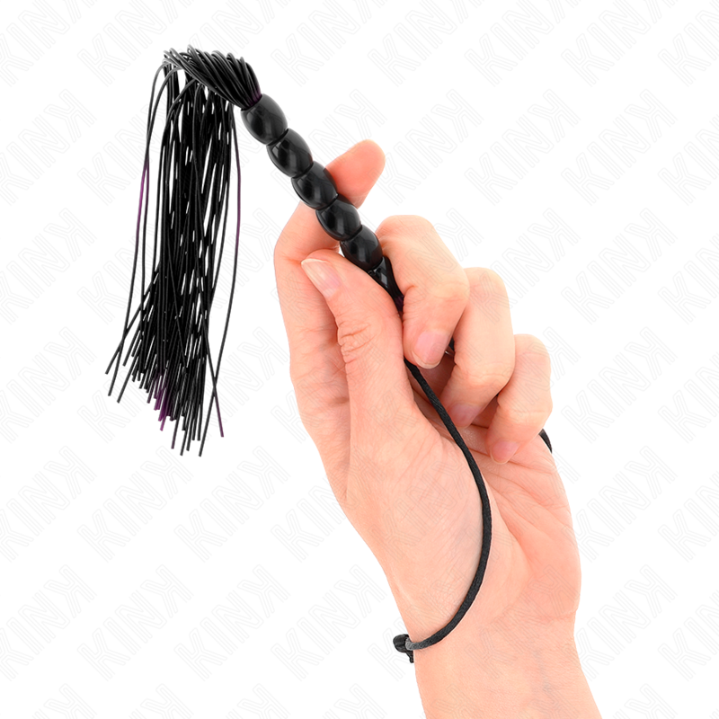 Close-up do KINK Mini Chicote de Silicone com 6 Contas Pretas de 26 CM, mostrando a textura e design.