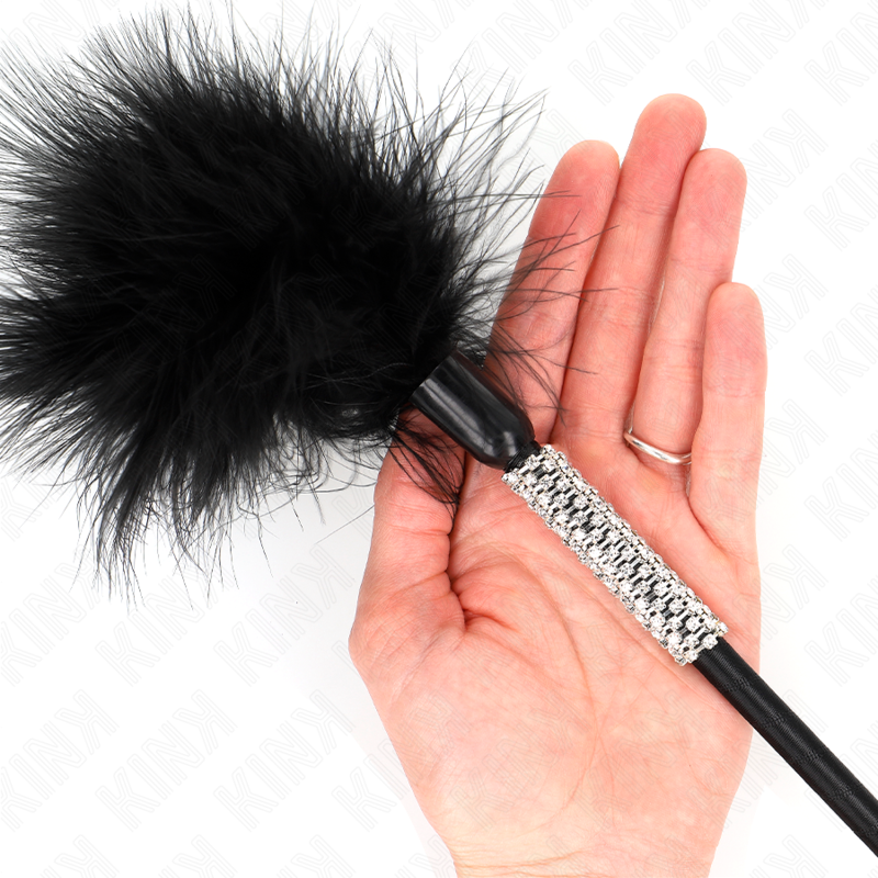 KINK Penas de Cócegas com Cabo de Strass 50 CM para jogos sensoriais BDSM