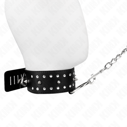 KINK Colar com Trela Ajustável 36-43cm com Pregos Prata 65cm em detalhe.