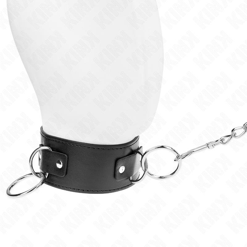 KINK Colar com Trela Ajustável 3 Anéis e 65 CM para BDSM, mostrando detalhes dos anéis e do ajuste.