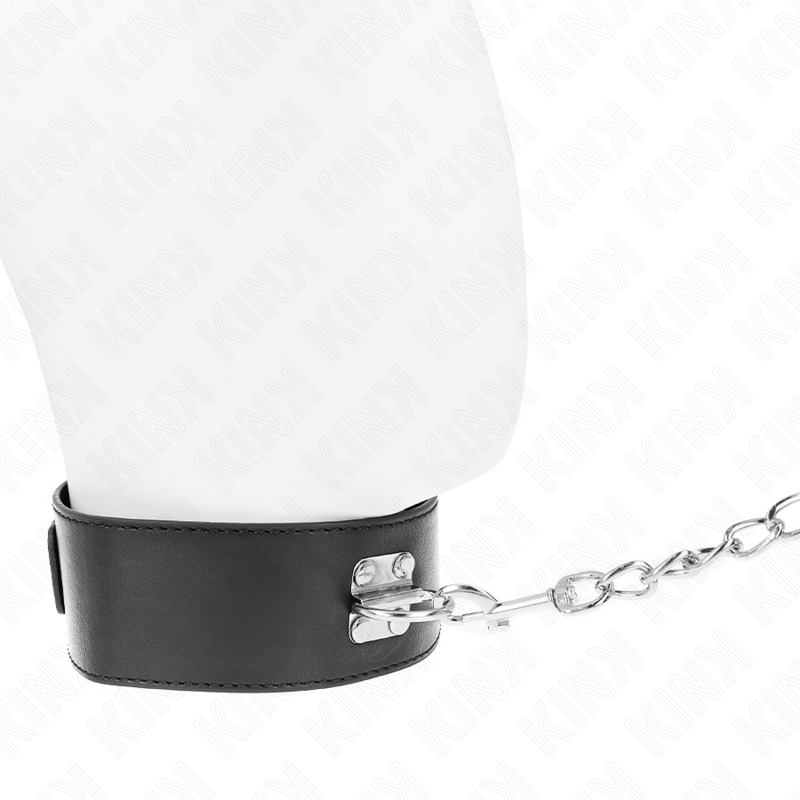 Colar Básico KINK com Trela de 65cm para sessões BDSM, em material resistente e elegante.