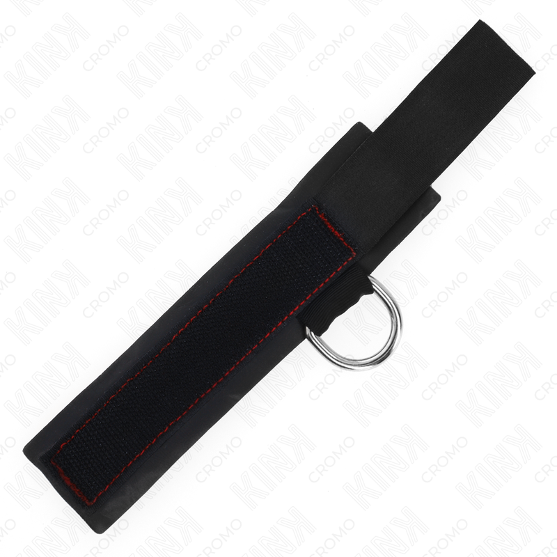 Anel peniano KINK de esponja com fecho de velcro, proporcionando conforto e controlo ajustável.