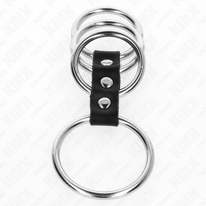 Close-up dos 4 anéis penianos KINK de metal e couro, mostrando o design e a conexão