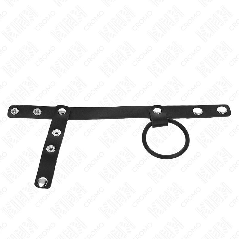 Anel de pênis KINK de silicone com divisor de bolas e tira de couro para controlo e estimulação.