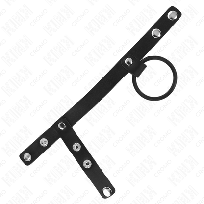 Anel de pênis KINK de silicone com divisor de bolas e tira de couro para controlo e estimulação.
