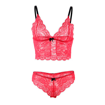 Close-up of the SUBBLIME Camisola de Seda e Renda + Calcinha Vermelha S/M showing its delicate fabric and design.