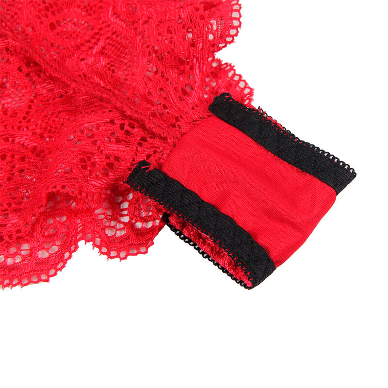 Close-up of the SUBBLIME Camisola de Seda e Renda + Calcinha Vermelha S/M showing its delicate fabric and design.
