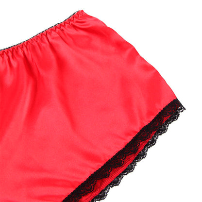 Close-up of the SUBBLIME Camisola de Seda e Renda + Calcinha Vermelha S/M showing its delicate fabric and design.