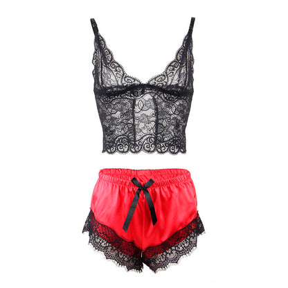 Close-up do Conjunto de Lingerie SUBBLIME Camisola de Seda e Calça de Renda Preta/Vermelha L/XL, destacando a textura da seda e os detalhes da renda.