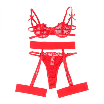 Conjunto de Lingerie SUBBLIME Vermelho com Sutiã, Tanga e Cinto-Liga e estampa de coração