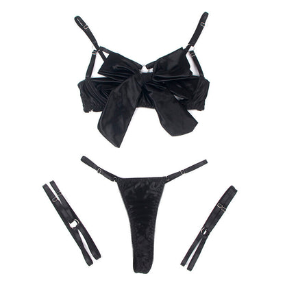 Conjunto de lingerie SUBBLIME preto com sutiã de laço ajustável e tanga.