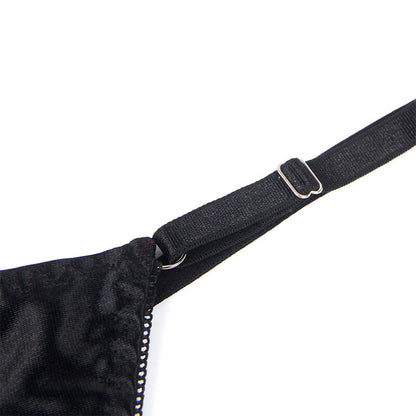 Conjunto de lingerie SUBBLIME preto com sutiã de laço ajustável e tanga.
