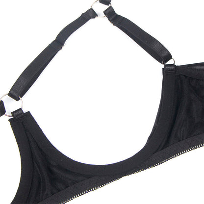 Conjunto de lingerie SUBBLIME preto com sutiã de laço ajustável e tanga.
