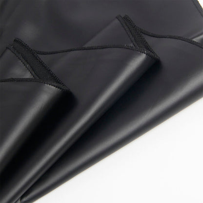 Vestido sexy SUBBLIME em couro PU preto com alças ajustáveis para um look elegante e sedutor.