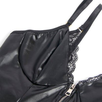 Close-up do Body Lingerie SUBBLIME Couro PU Preto com Renda e Zíper, destacando a textura e detalhes.