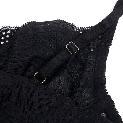 SUBBLIME Body de Renda Preto Push-Up com Fecho Inferior L/XL detalhe frontal e textura da renda.