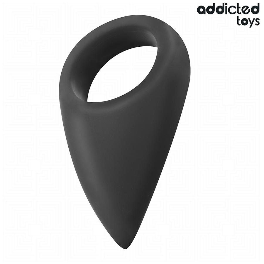 Close-up do Anel Peniano Addicted Toys em formato de lágrima, realçando o seu design ergonômico e material flexível.