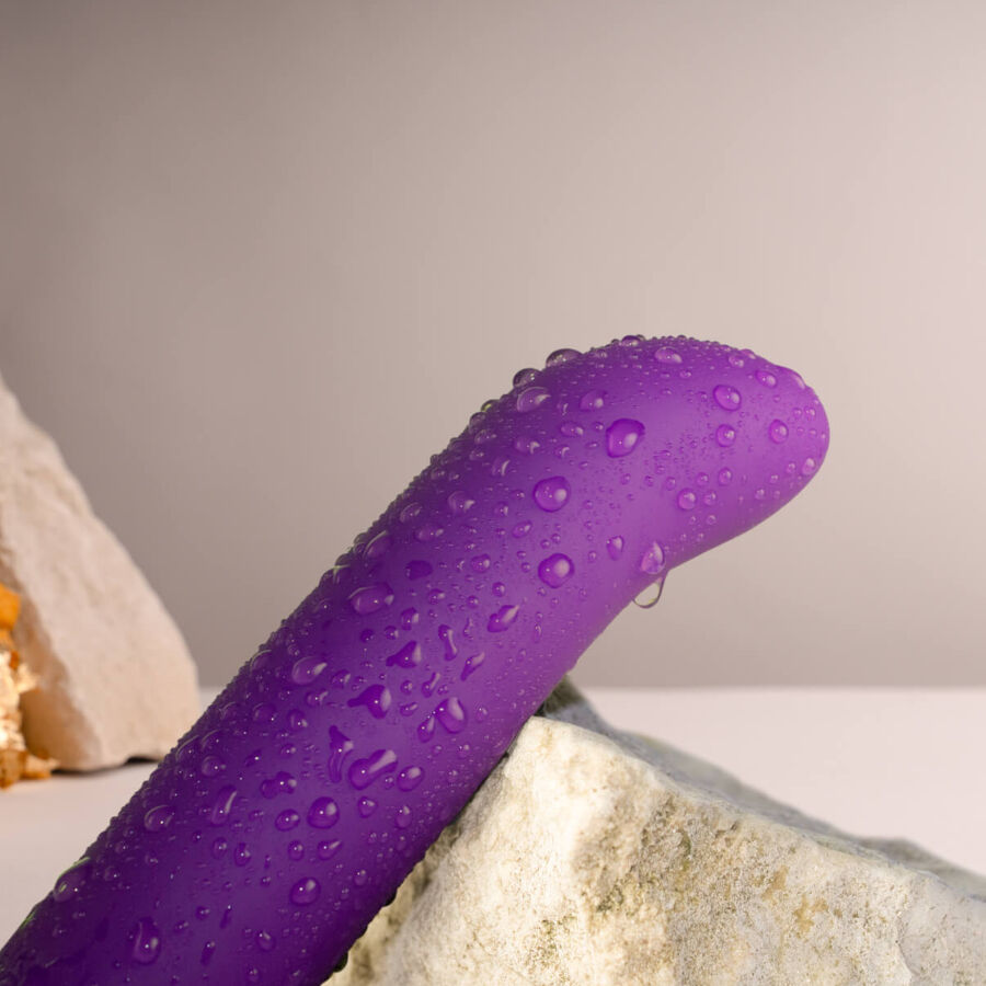Vibrador ROCKS-OFF Chaiamo G Roxo para estimulação do ponto G e clitóris.