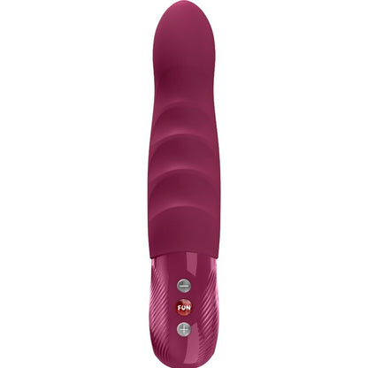 Close-up do vibrador FUN FACTORY STRONIC DEEP Pulsador Vinho Vermelho, destacando seu design ergonômico e textura.