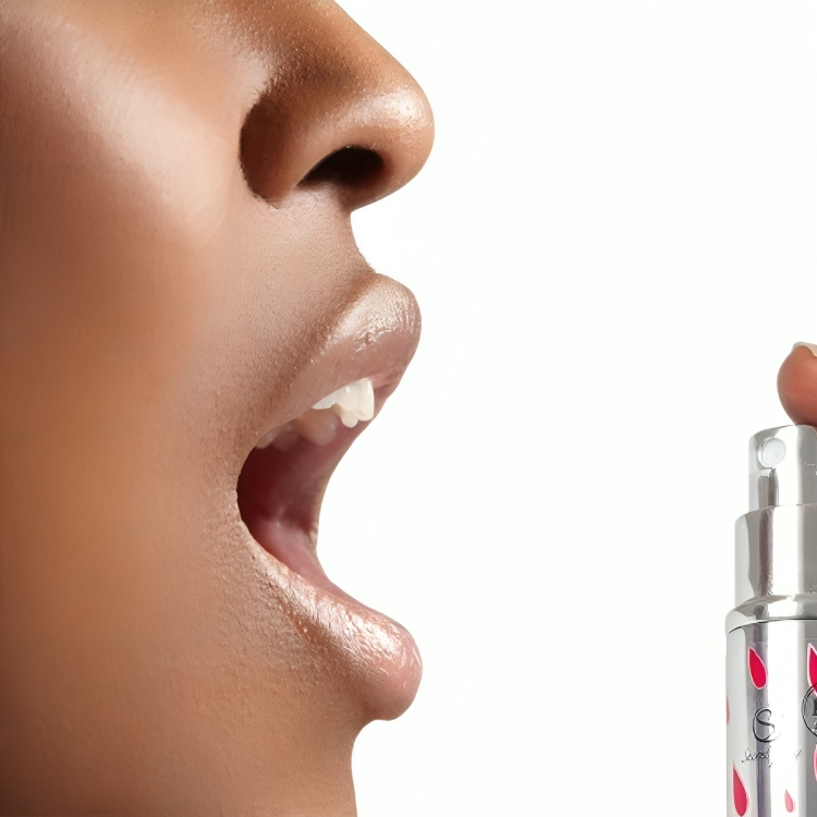 Embalagem do spray para sexo oral Secretplay Sabor Morango Azedo.