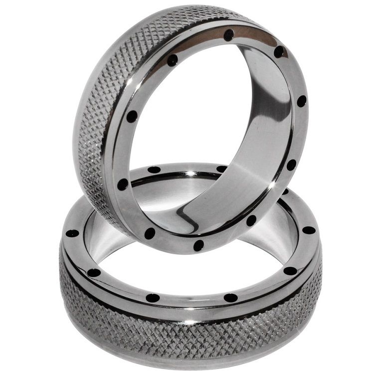 METAL HARD Anel Peniano e Testicular de Metal 45mm para ereção e prazer prolongado.