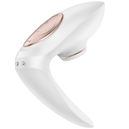 Close-up of the Satisfyer Pro 4 Casais Edição 2020, showing its ergonomic design and silicone head for dual stimulation.