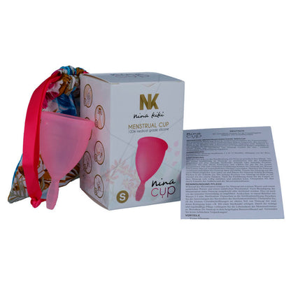 Copo menstrual NINA KIKÍ Rosa Tamanho S, feito de silicone médico para higiene íntima.
