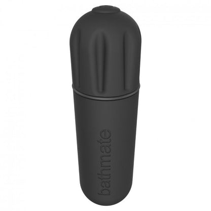 Close-up da Bala Vibratória BATHMATE Vibe Preta Recarregável USB, destacando seu design compacto e elegante.