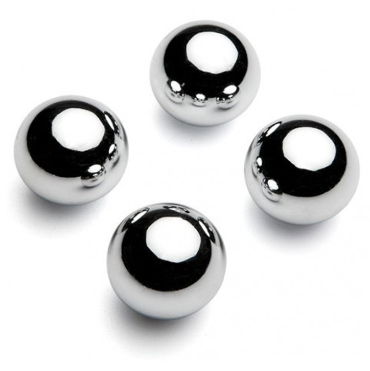 Close-up of the METAL HARD Conjunto de Bolas Magnéticas 10mm, showing its compact size and metallic finish for intense sensation.