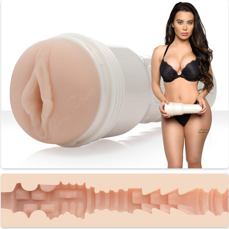 CHICAS FLESHLIGHT - LANA RHOADES DESTINO VAGINAL