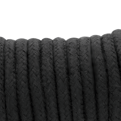 Corda Japonesa Darkness 5M Preta para práticas de bondage e shibari.