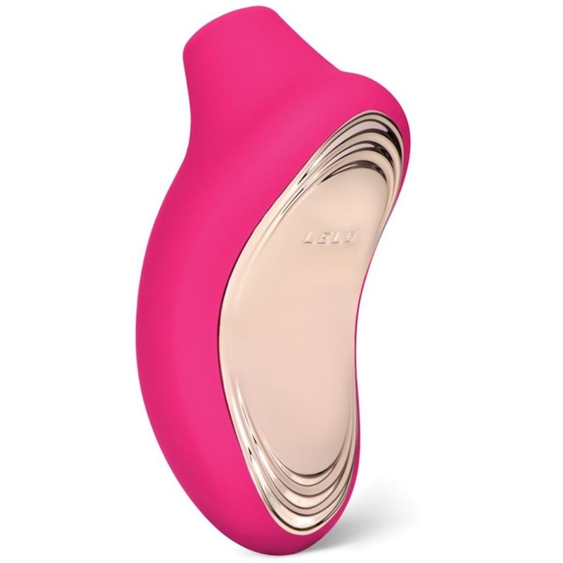 Close-up of the LELO Estimulador de Clítoris Sona 2 Cruise Cherry, showing its design and soft silicone texture.