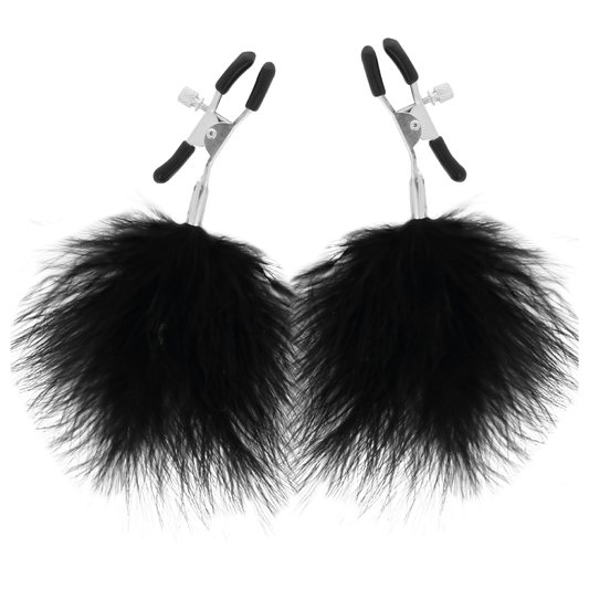 Close-up dos Grampos de Bico Darkness Pom-Pom Ajustáveis com detalhe dos pompons